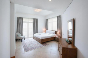 Al Hallawi I Palm Jumeirah I Spacious 2 Bedroom Apartment